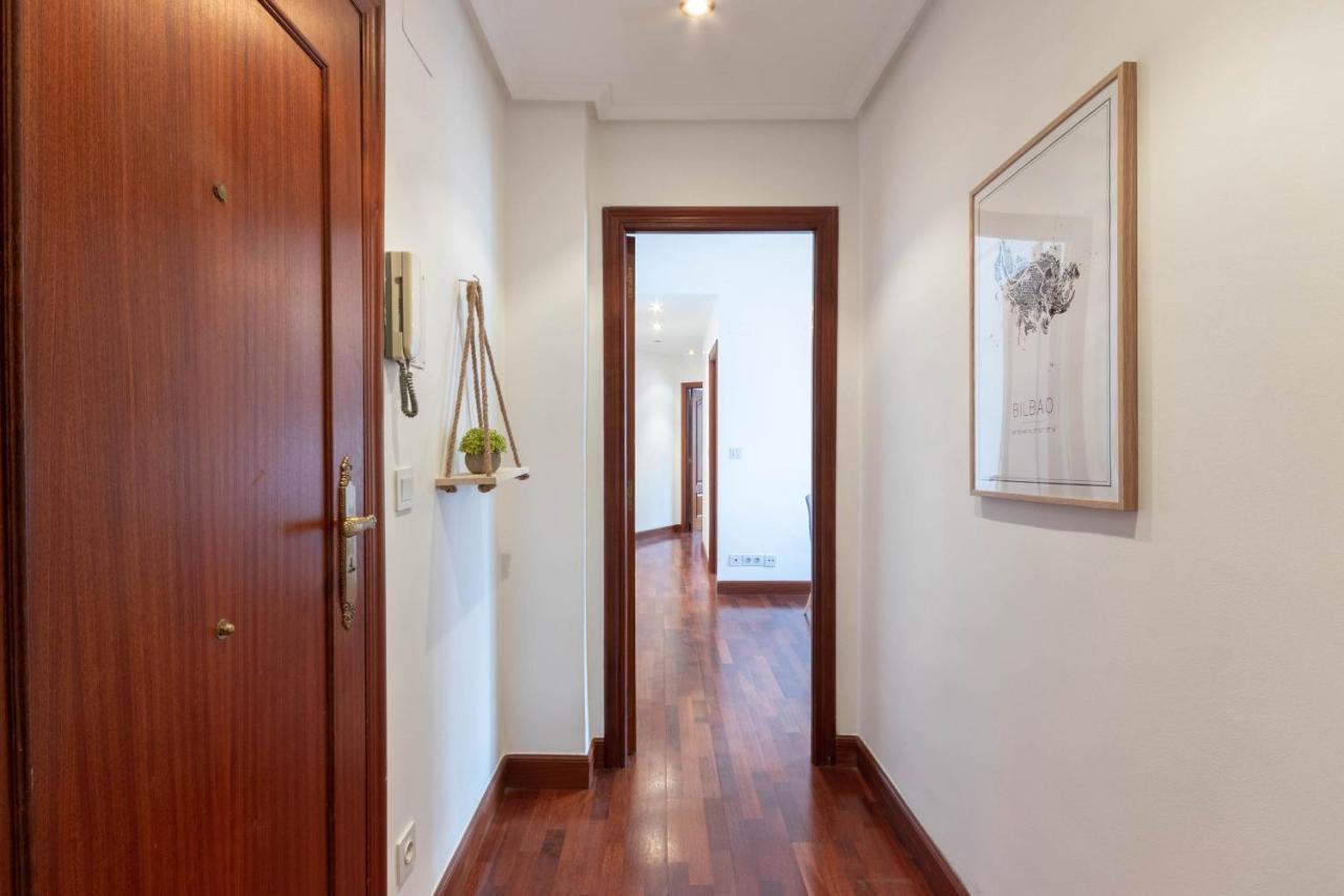 Apartamento Con Vistas Al Estadio San Mames بلباو المظهر الخارجي الصورة